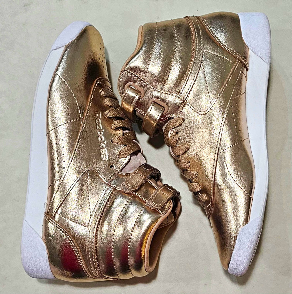 Reebok Freestyle Hi Womens Size 7 High Top Sneakers Metallic Gold 059503